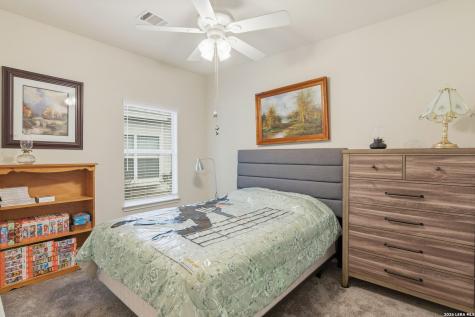 532 Rooster Schertz TX 78154