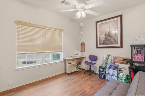 532 Rooster Schertz TX 78154