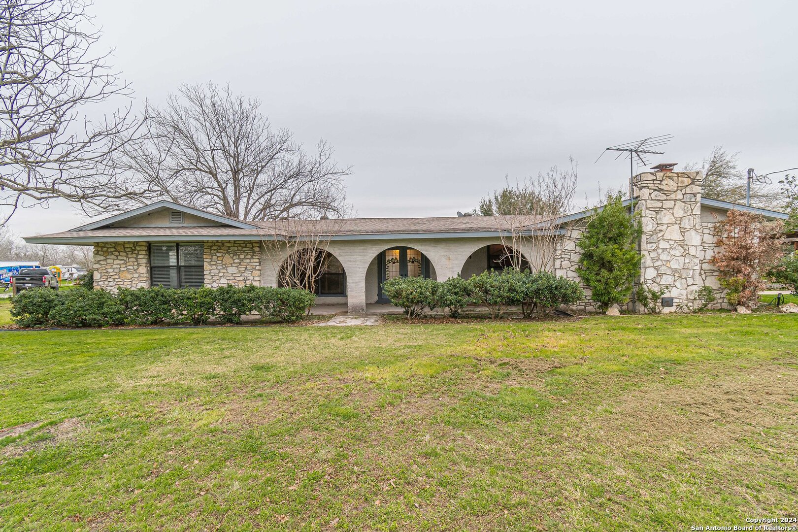 11980 Hollowell Road Atascosa TX 78002