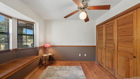 400 W Person Stockdale TX 78160