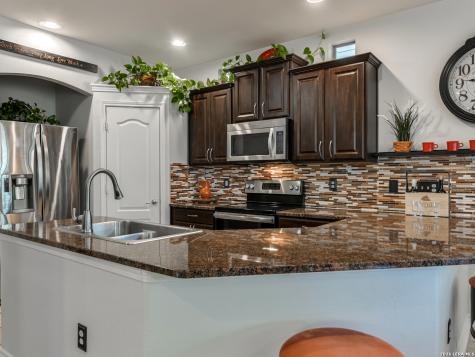1254 Nicholas Manor San Antonio TX 78258