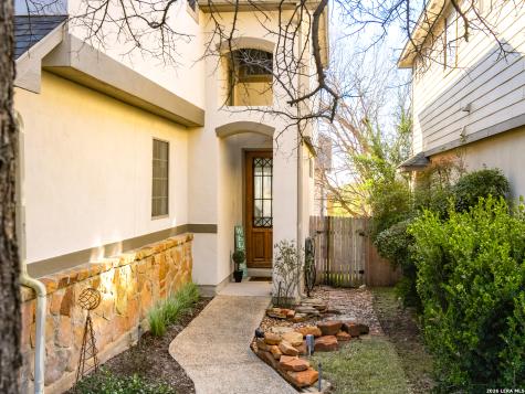 1254 Nicholas Manor San Antonio TX 78258