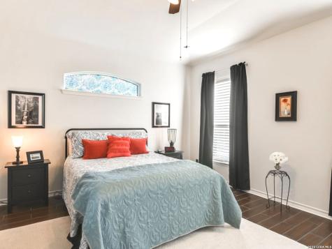 1254 Nicholas Manor San Antonio TX 78258