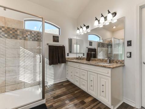 1254 Nicholas Manor San Antonio TX 78258