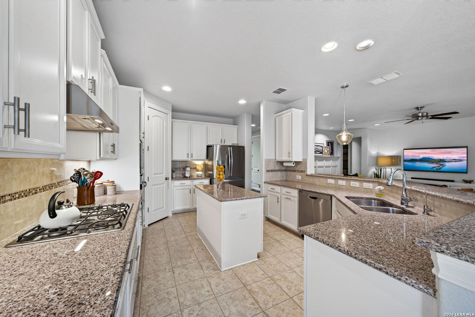 8562 Low Creek San Antonio TX 78255