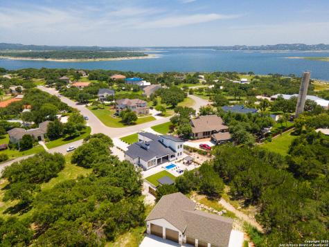 690 Kings Point Canyon Lake TX 78133