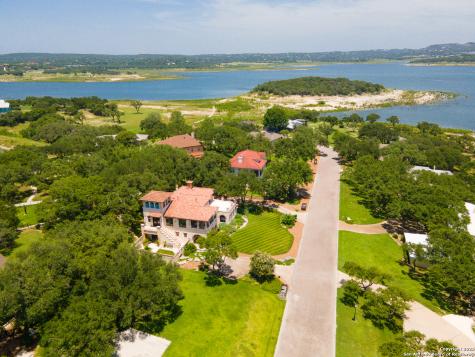 690 Kings Point Canyon Lake TX 78133