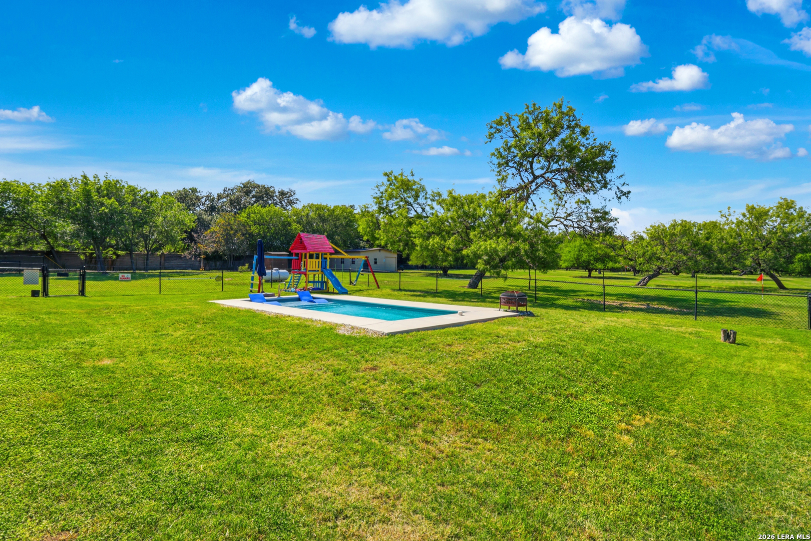 6211 Lockhill Road San Antonio TX 78240