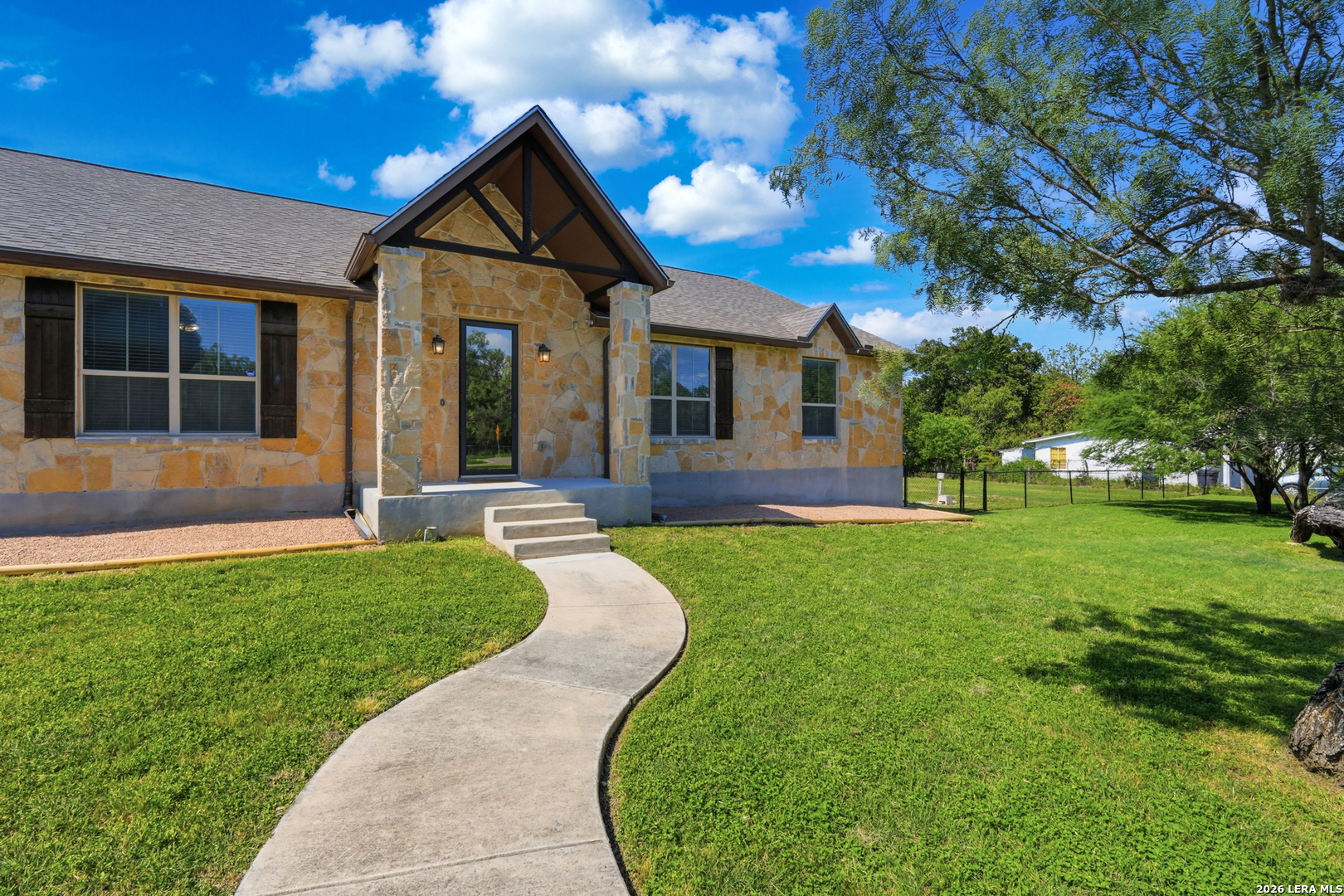 6211 Lockhill Road San Antonio TX 78240