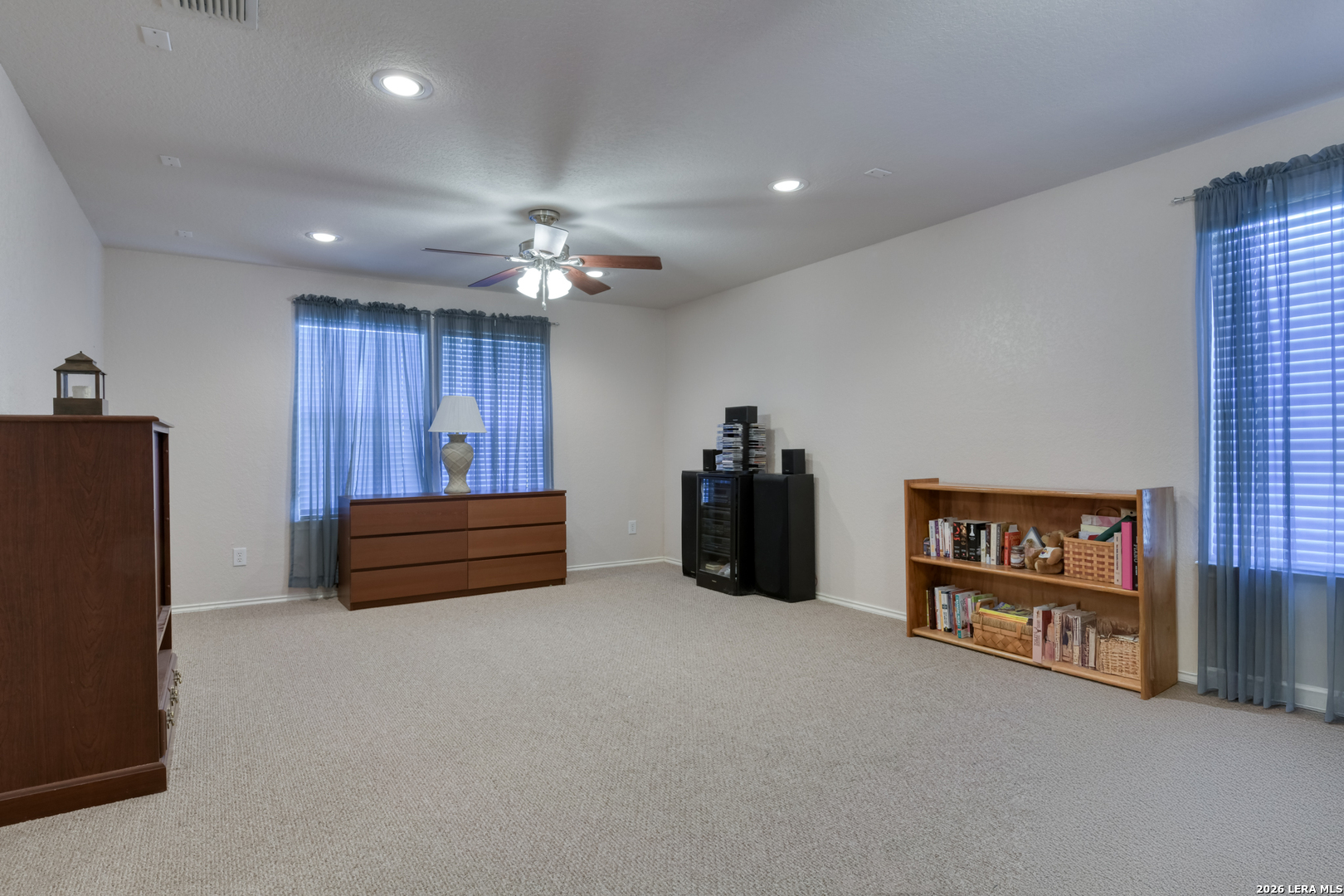 827 Point Cove San Antonio TX 78253