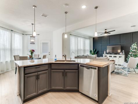 15227 Sirius Circle San Antonio TX 78245