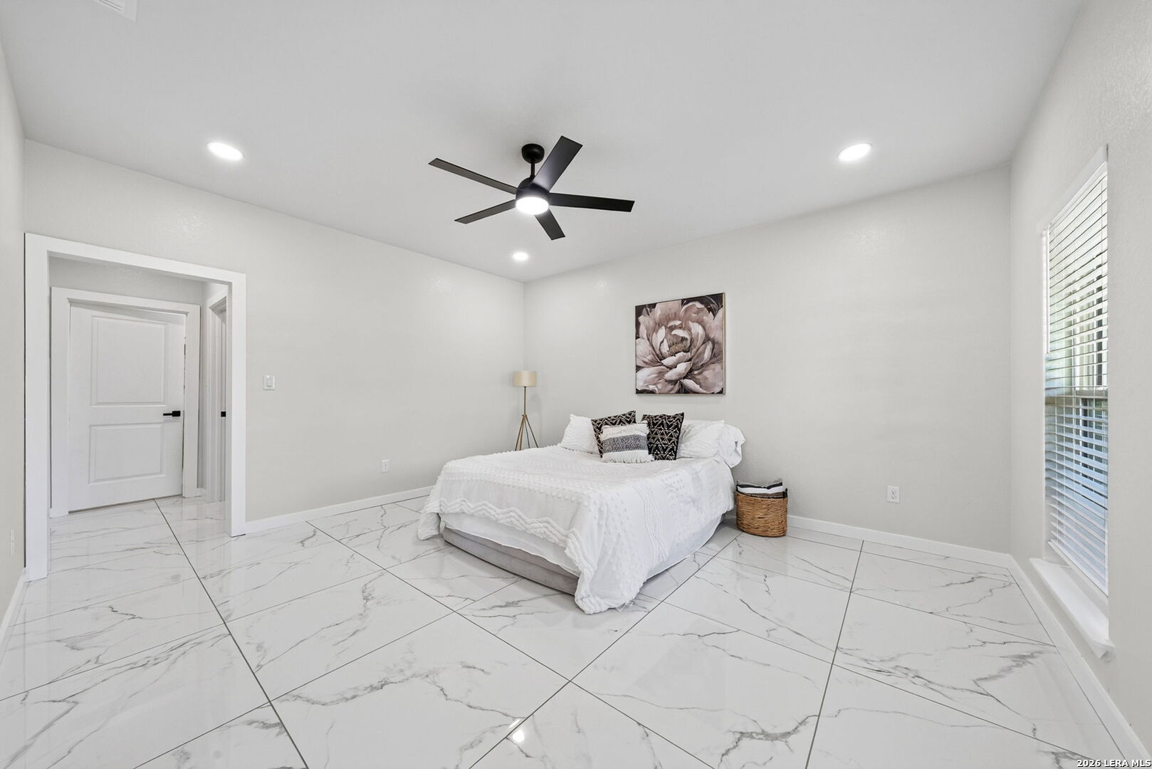 140 County Road 6871 Natalia TX 78059