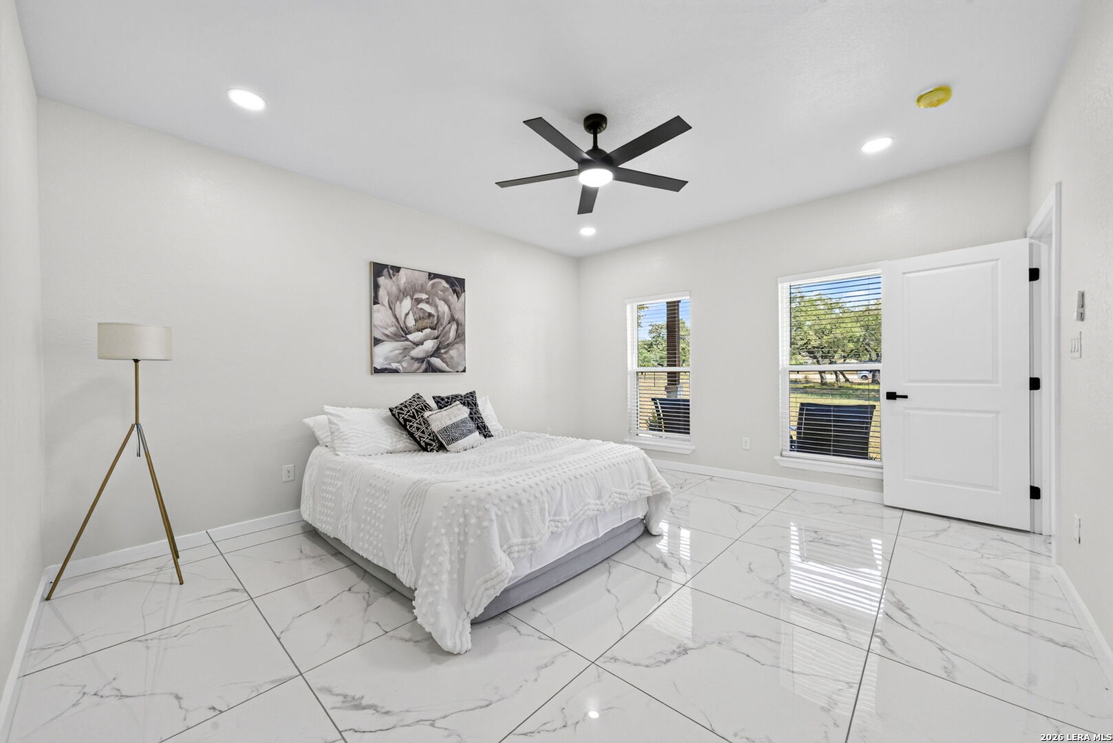 140 County Road 6871 Natalia TX 78059