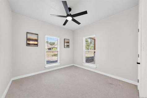 140 County Road 6871 Natalia TX 78059