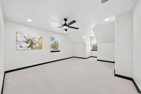 140 County Road 6871 Natalia TX 78059