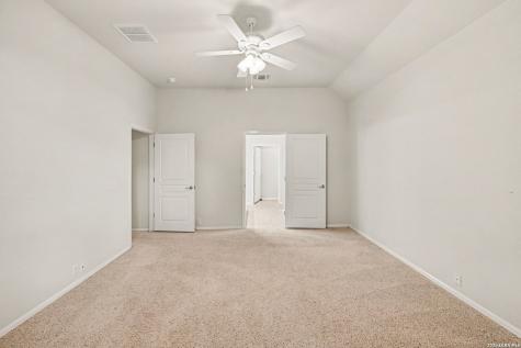 4739 Becker Vine San Antonio TX 78253