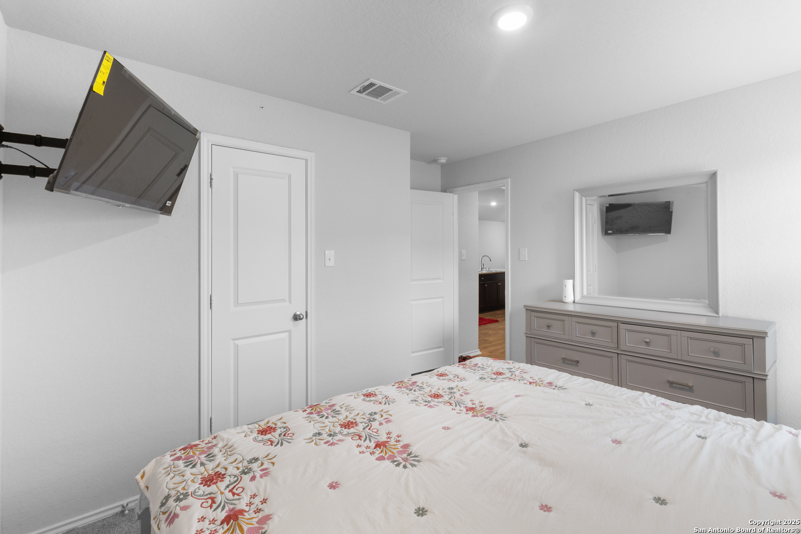 6610 Greensleeves San Antonio TX 78252