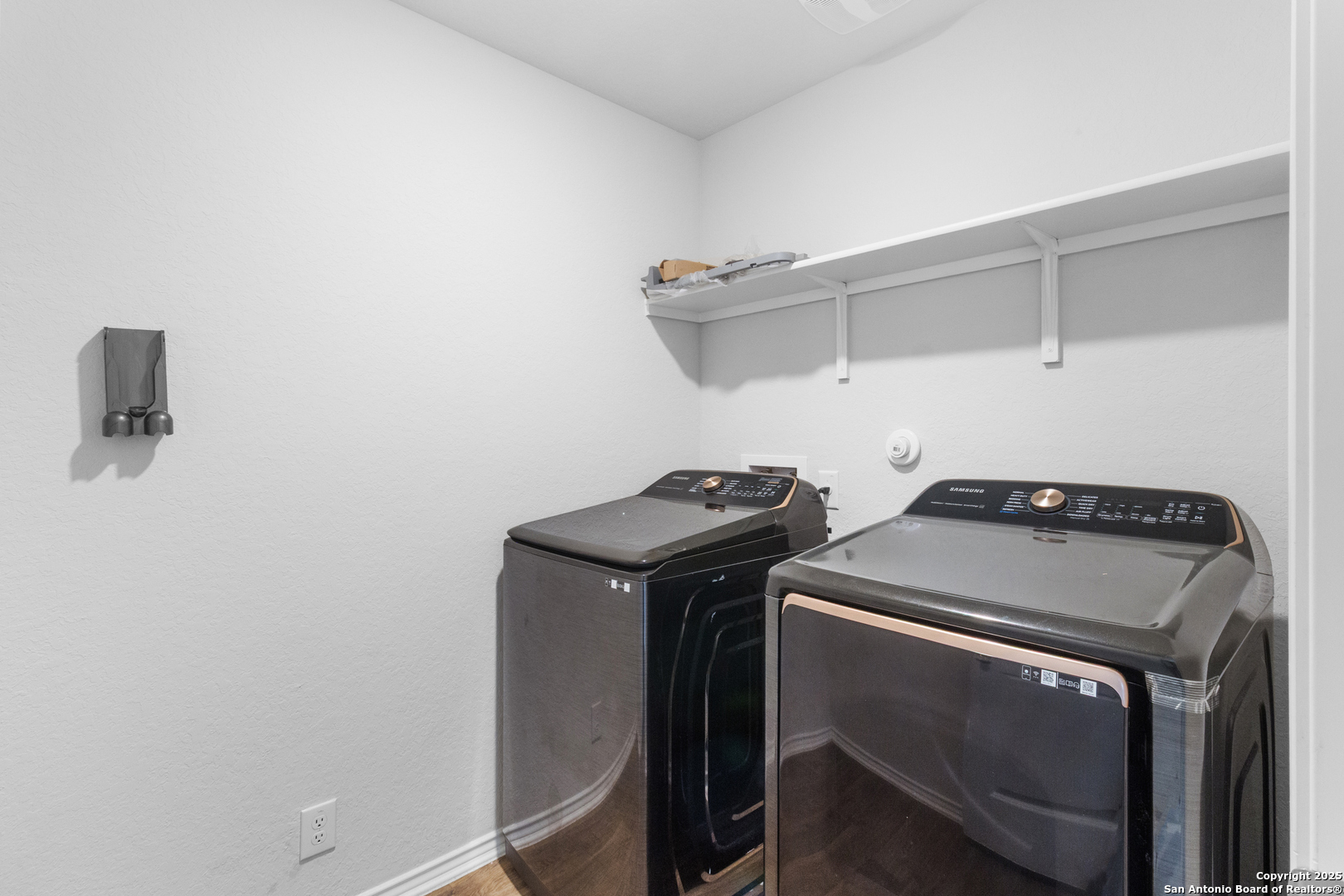 6610 Greensleeves San Antonio TX 78252