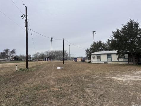 221 Fm 1107 Stockdale TX 78160