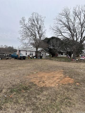 221 Fm 1107 Stockdale TX 78160