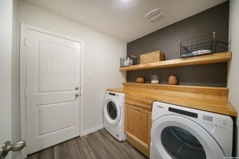 3884 Lorenzen Belton TX 76513