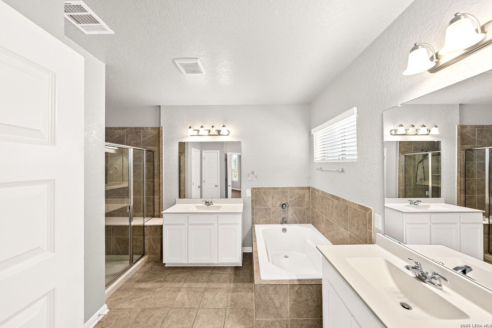 11563 Lightning Way San Antonio TX 78245