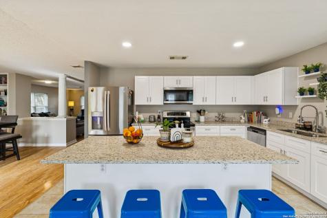 4826 Limestone Well Drive San Antonio TX 78247
