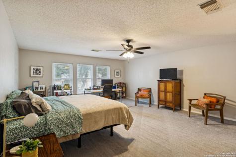 4826 Limestone Well Drive San Antonio TX 78247