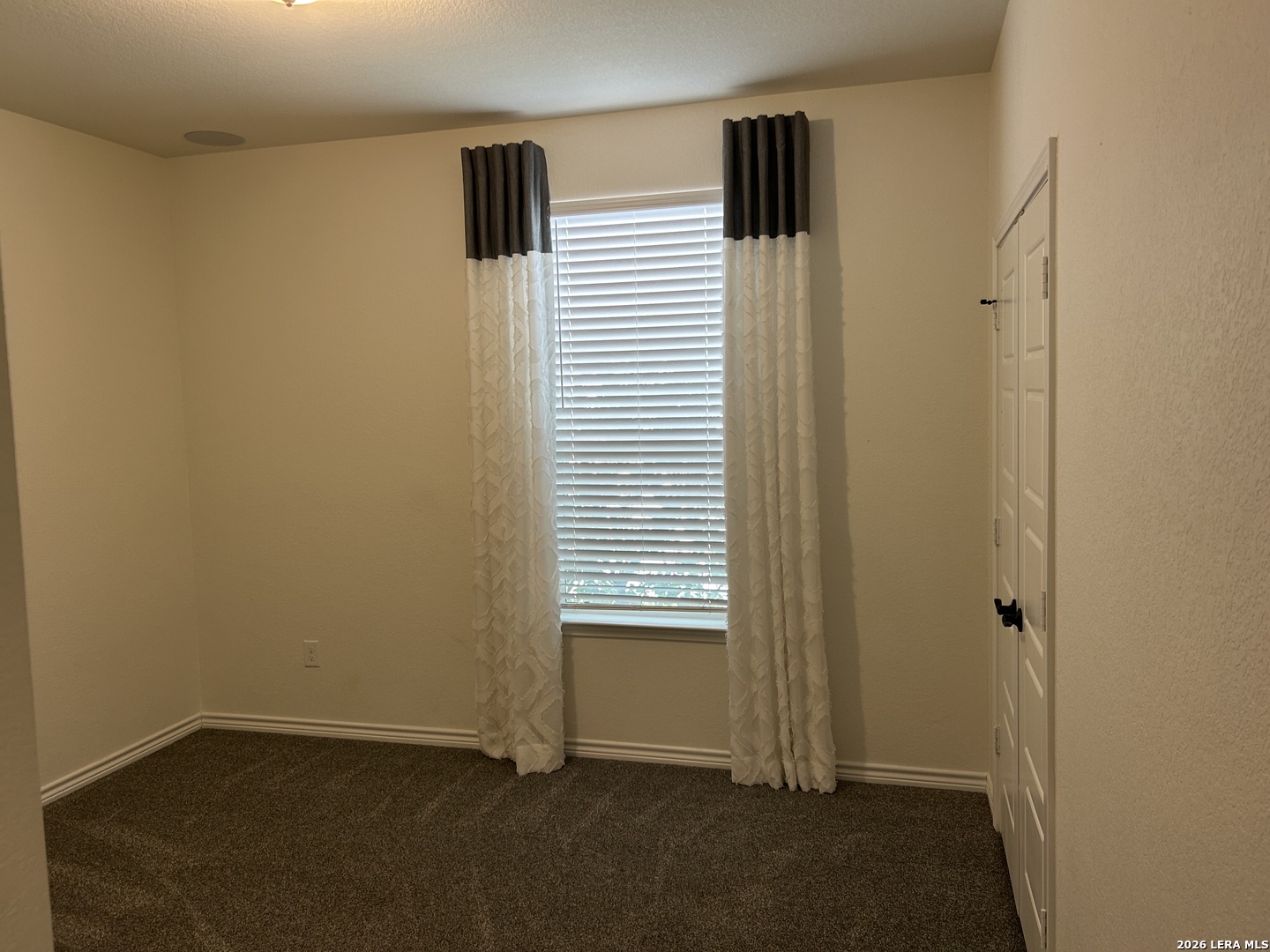 26002 Los Mirasoles San Antonio TX 78015