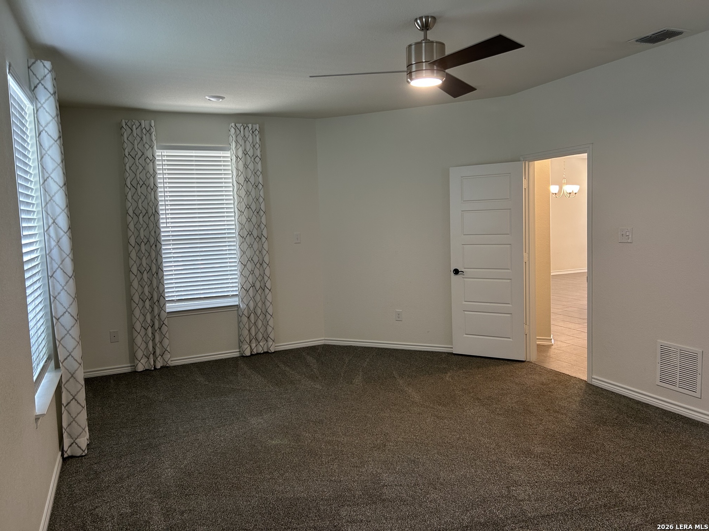 26002 Los Mirasoles San Antonio TX 78015