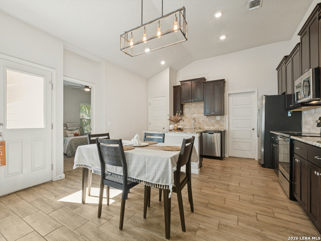7718 Sunrise Cay San Antonio TX 78251
