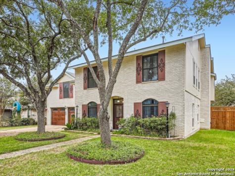 4519 Hawthorn Woods San Antonio TX 78249