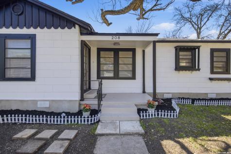 208 Frost San Antonio TX 78201