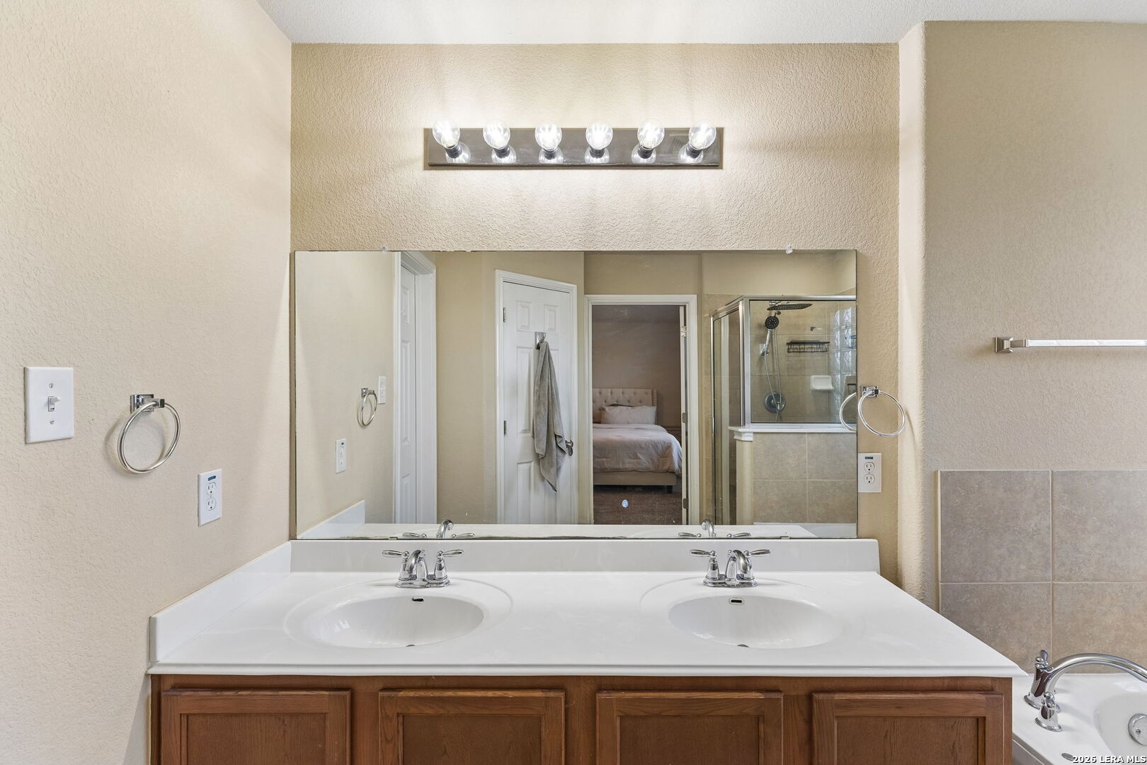 328 Wagon Wheel Way Cibolo TX 78108