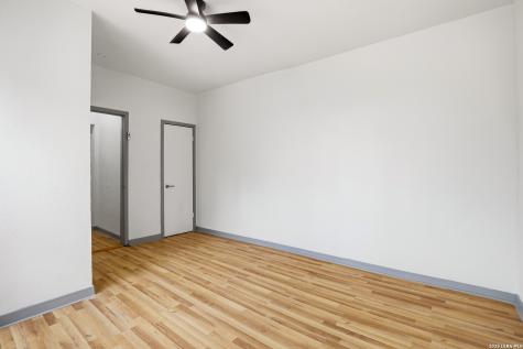 736 W Elsmere Place San Antonio TX 78212