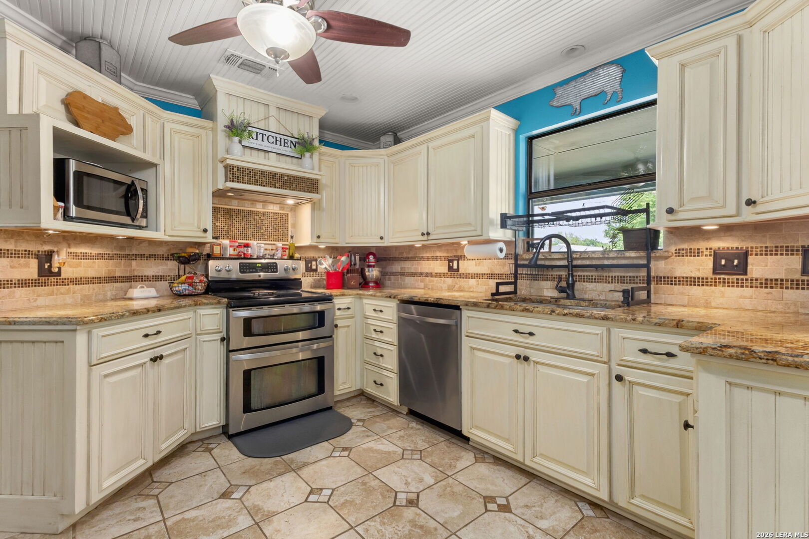 213 Hilltop Drive Seguin TX 78155