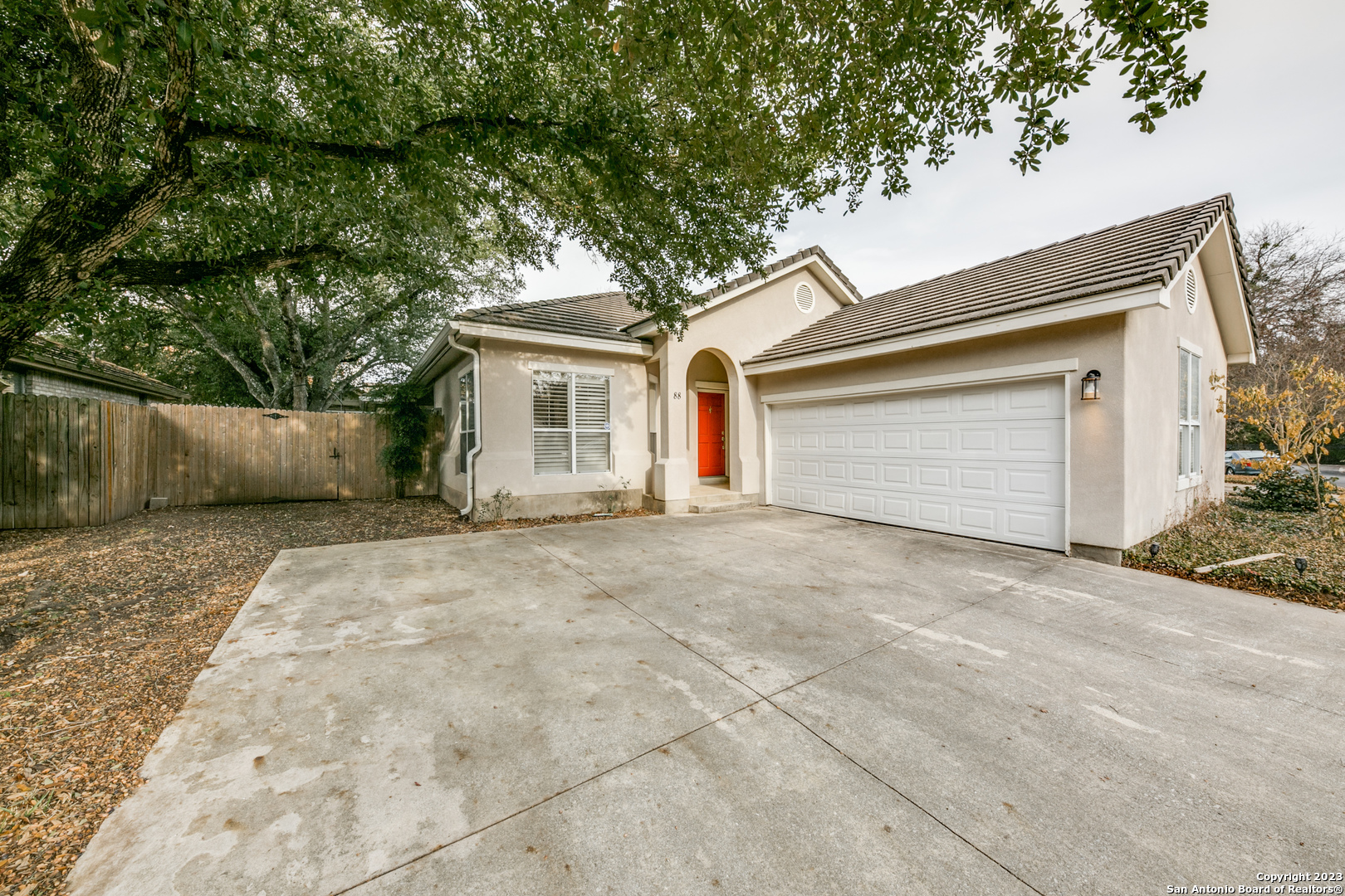 88 Oakwell Farms Parkway San Antonio TX 78218