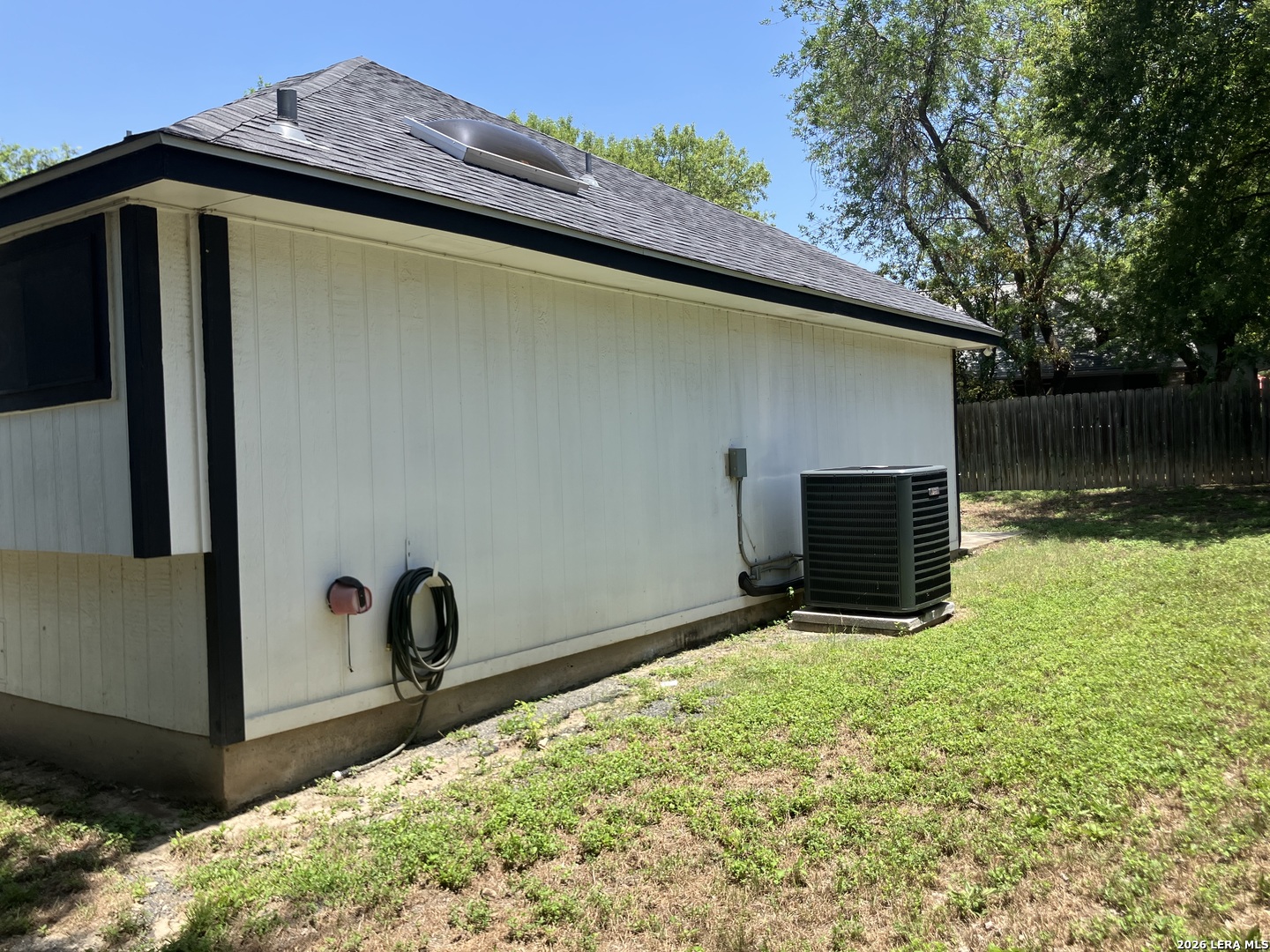 7702 Rohrdanz Live Oak TX 78233