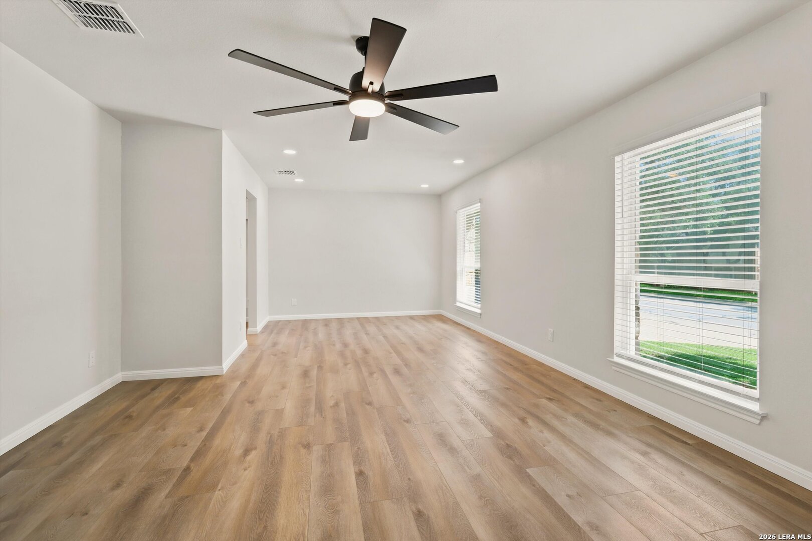 13707 Oak Cabin San Antonio TX 78232