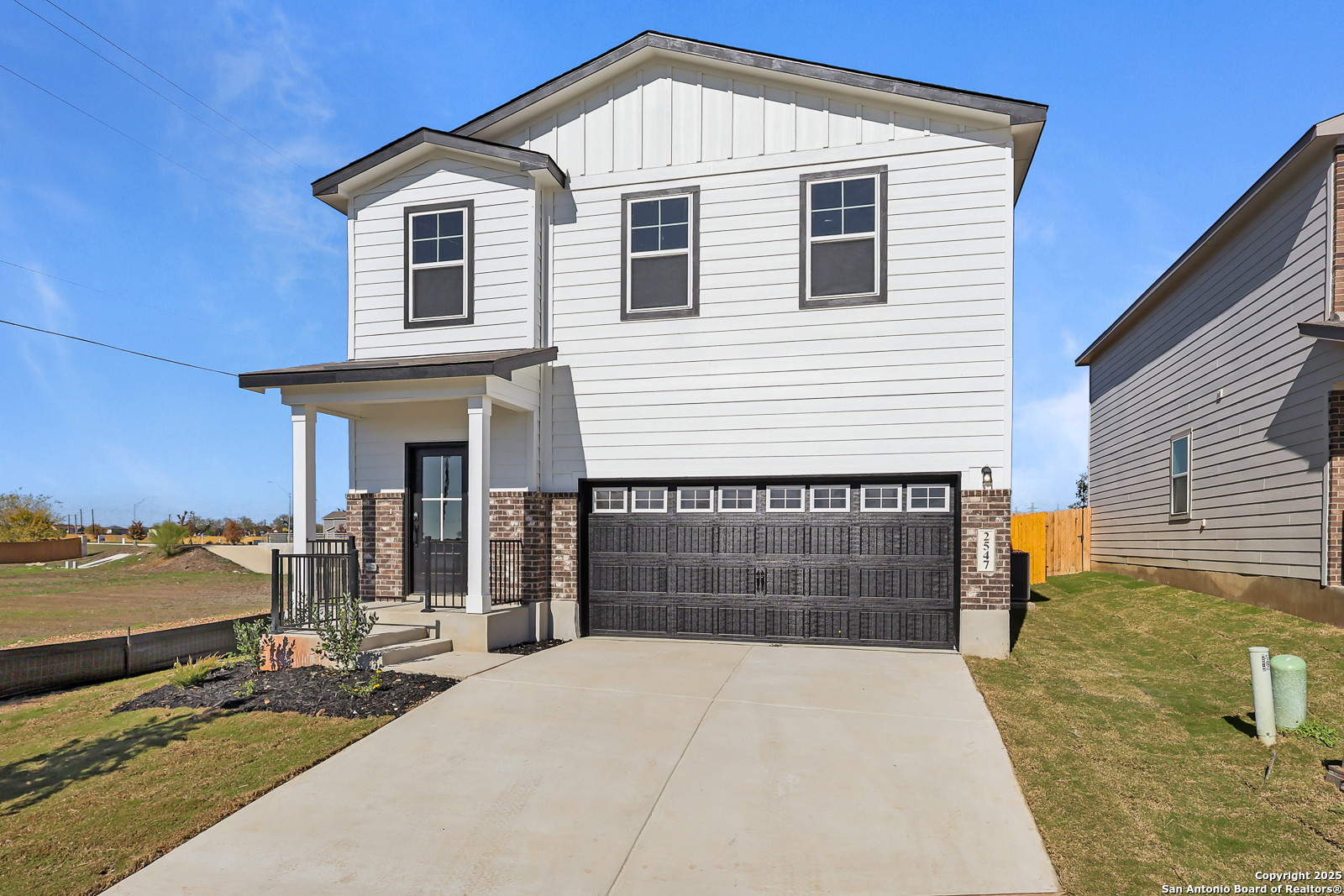 2547 Dry Moss Way San Antonio TX 78224
