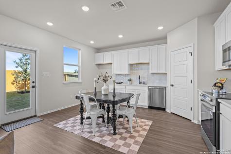 2547 Dry Moss Way San Antonio TX 78224