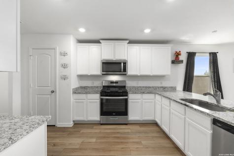 12024 Luckey Villa San Antonio TX 78252