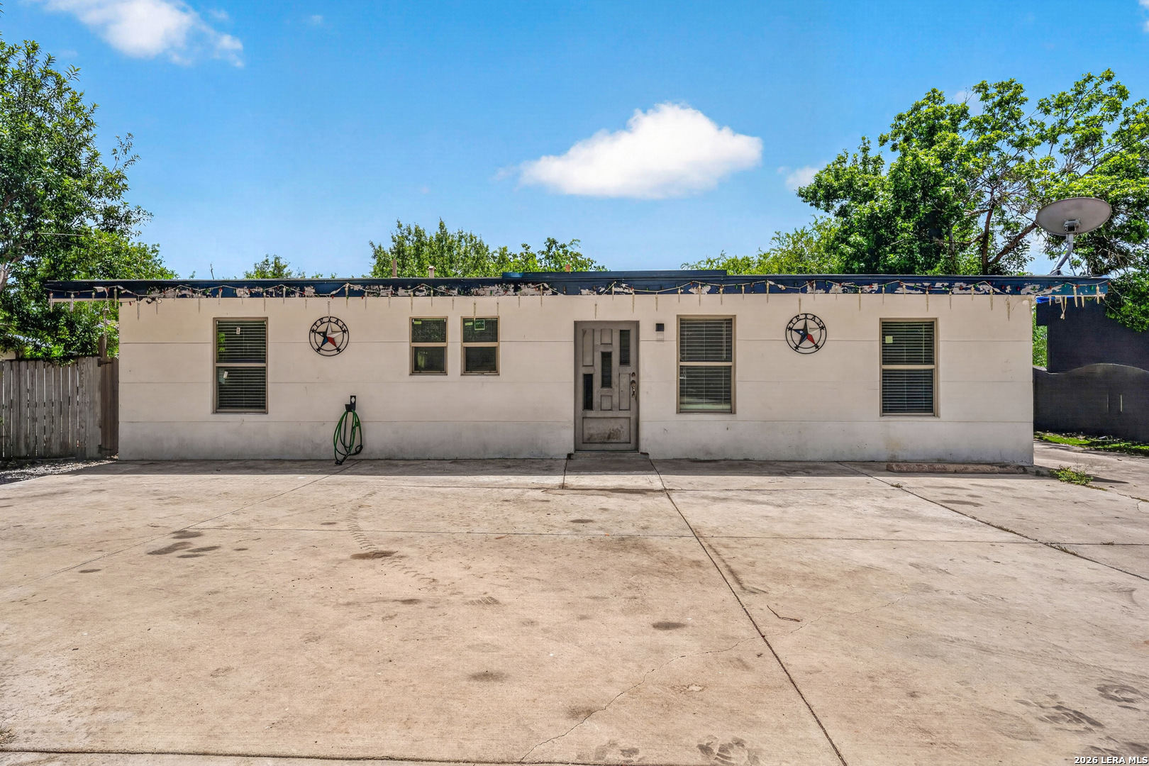 6134 Bright Valley Drive San Antonio TX 78242