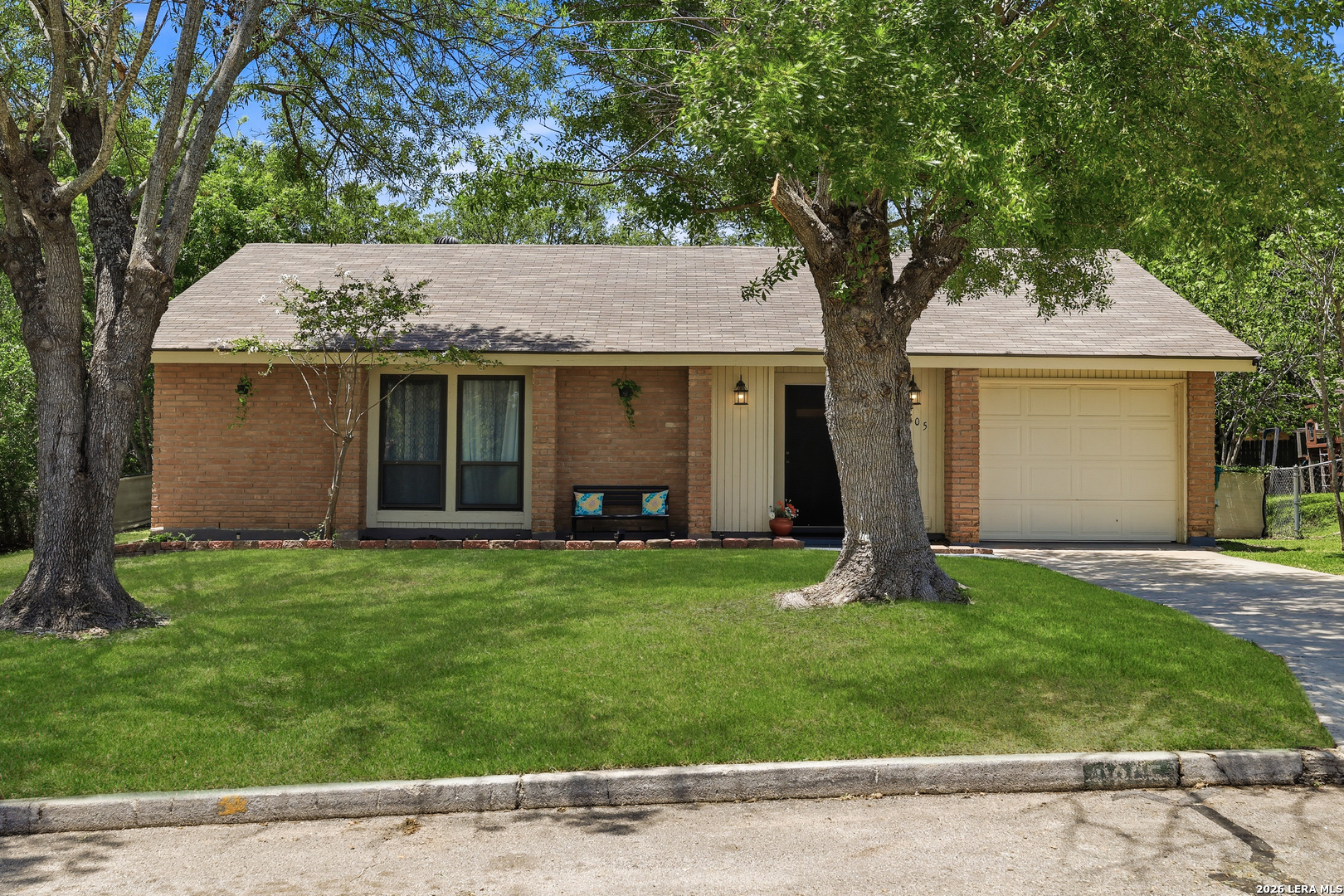 11805 Rainey Meadow Live Oak TX 78233