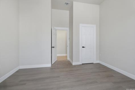 530 E Carson Street San Antonio TX 78208