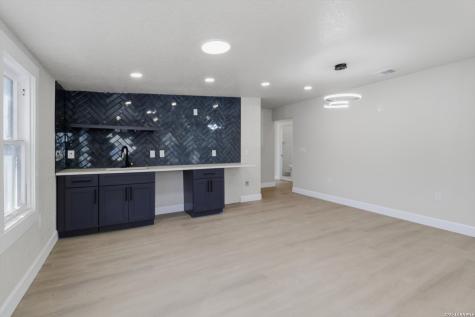 530 E Carson Street San Antonio TX 78208