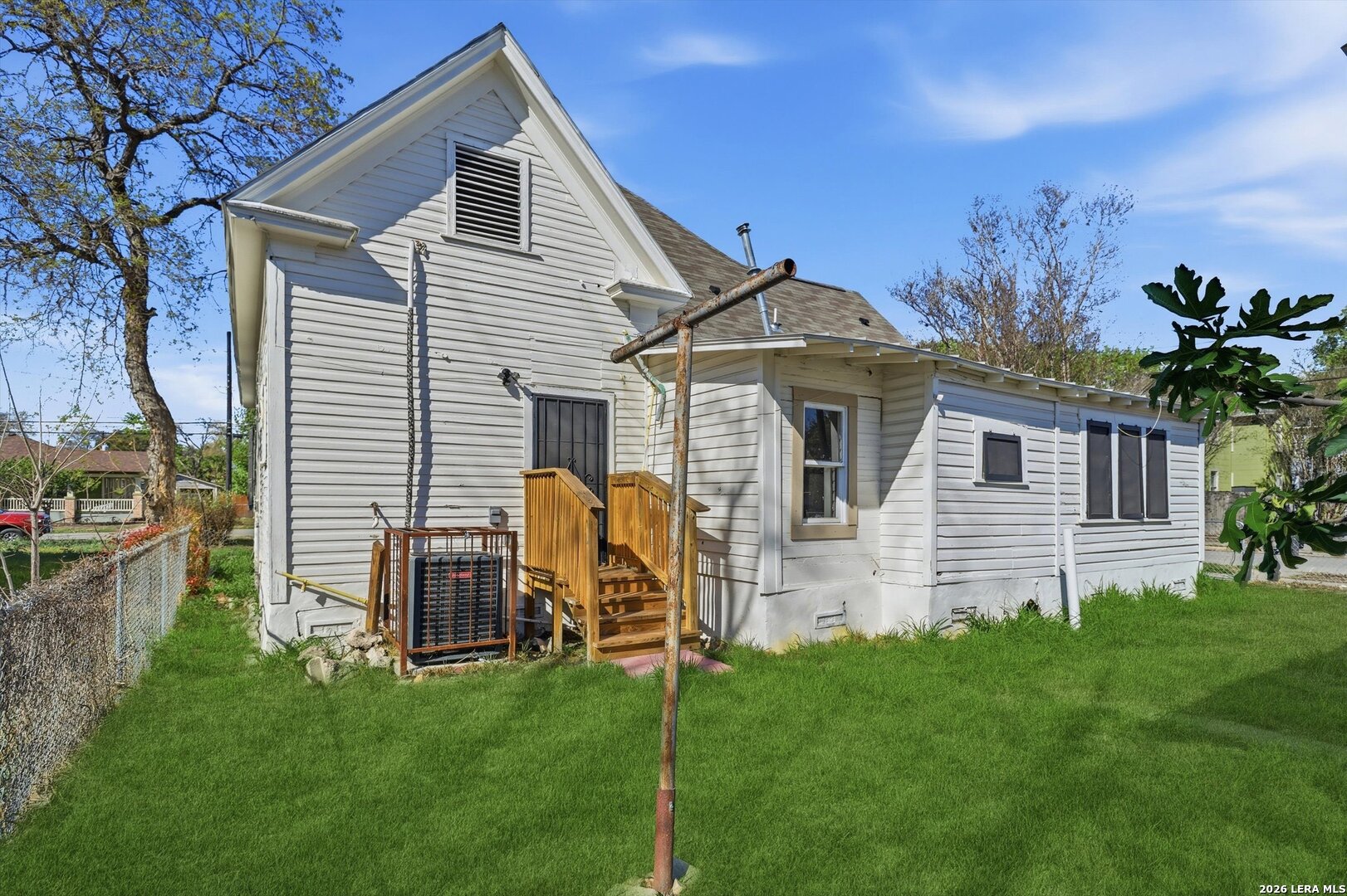 530 E Carson Street San Antonio TX 78208