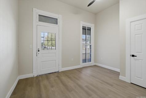 530 E Carson Street San Antonio TX 78208