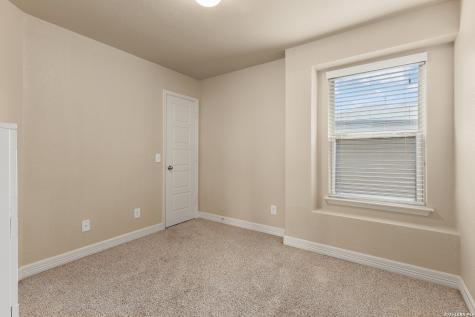 617 Community Drive New Braunfels TX 78132