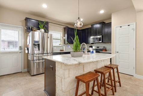 617 Community Drive New Braunfels TX 78132